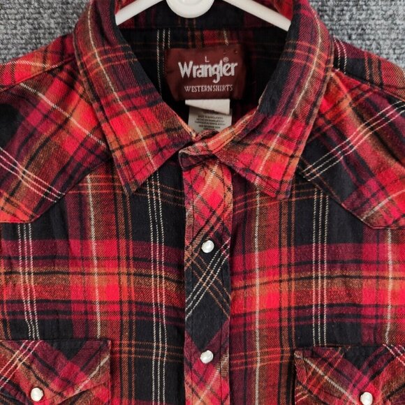 VTG Wrangler Snap Western Shirt Flannel Red Plaid Large Cotton Soft Point Collar - Picture 1 of 15